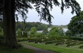 Slotsbanken er i dag park og kirkegård og med flotte udsigter.