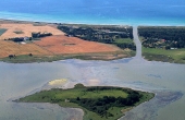Den nu tørre Kanhavekanal set fra luften mod vest - og med ”tilføjet” vand.